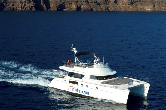 Photo of Power Catamaran Fountaine Pajot Clumberland 46 Emily 