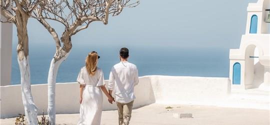 Photo of Unleash the beauty of Santorini with a Private Bus Tour