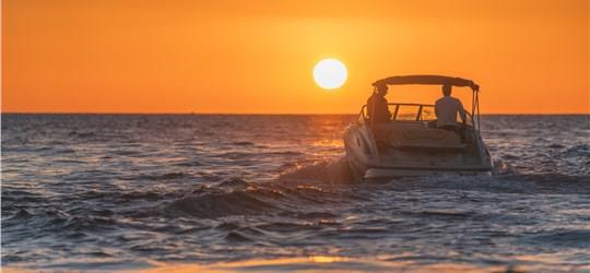 Photo of Private Speedboat Trip in Santorini with Snacks and Drinks