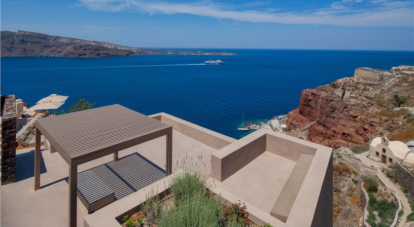 OLD CASTLE OIA in Santorini - 2026 Prices,Photos,Ratings - Book Now